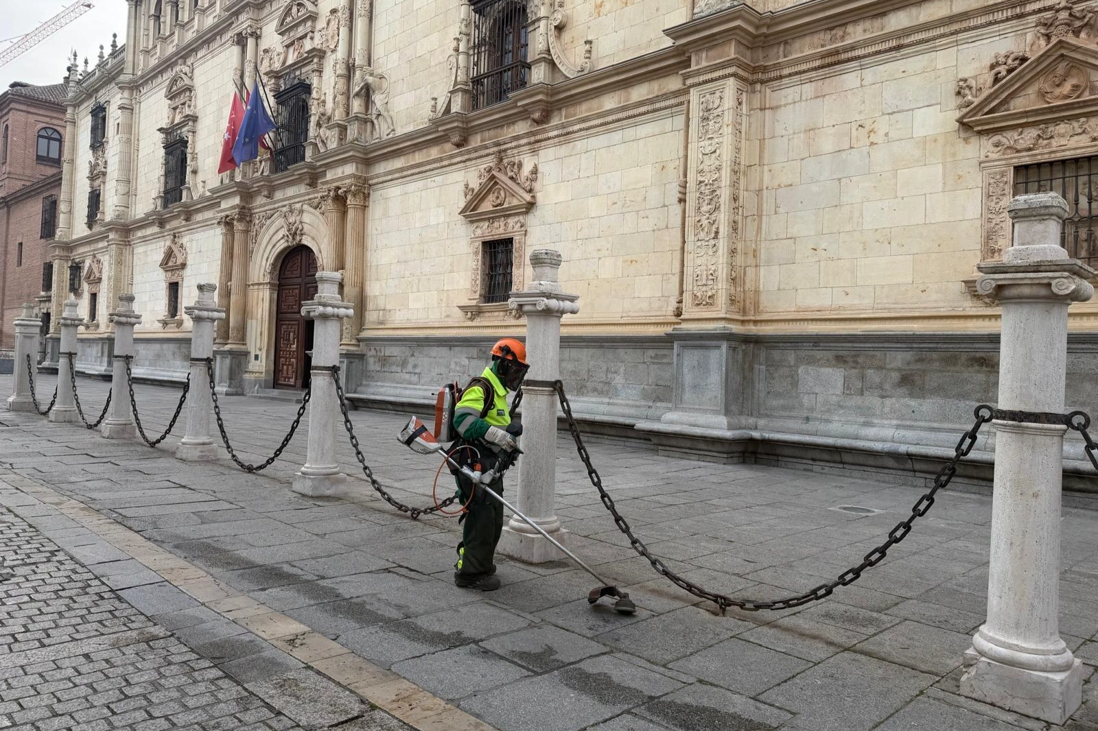 El Ayuntamiento de Alcalá de Henares pone en marcha en marzo la campaña anual de desbroce en toda la ciudad
