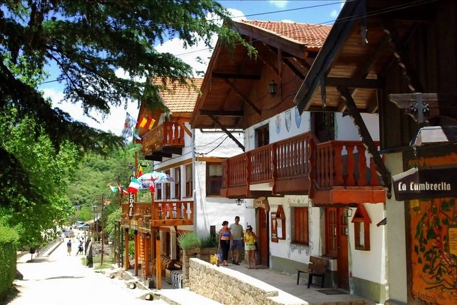 La Cumbrecita es también el pueblo más alto de Córdoba, lo que aporta temperaturas agradables en verano