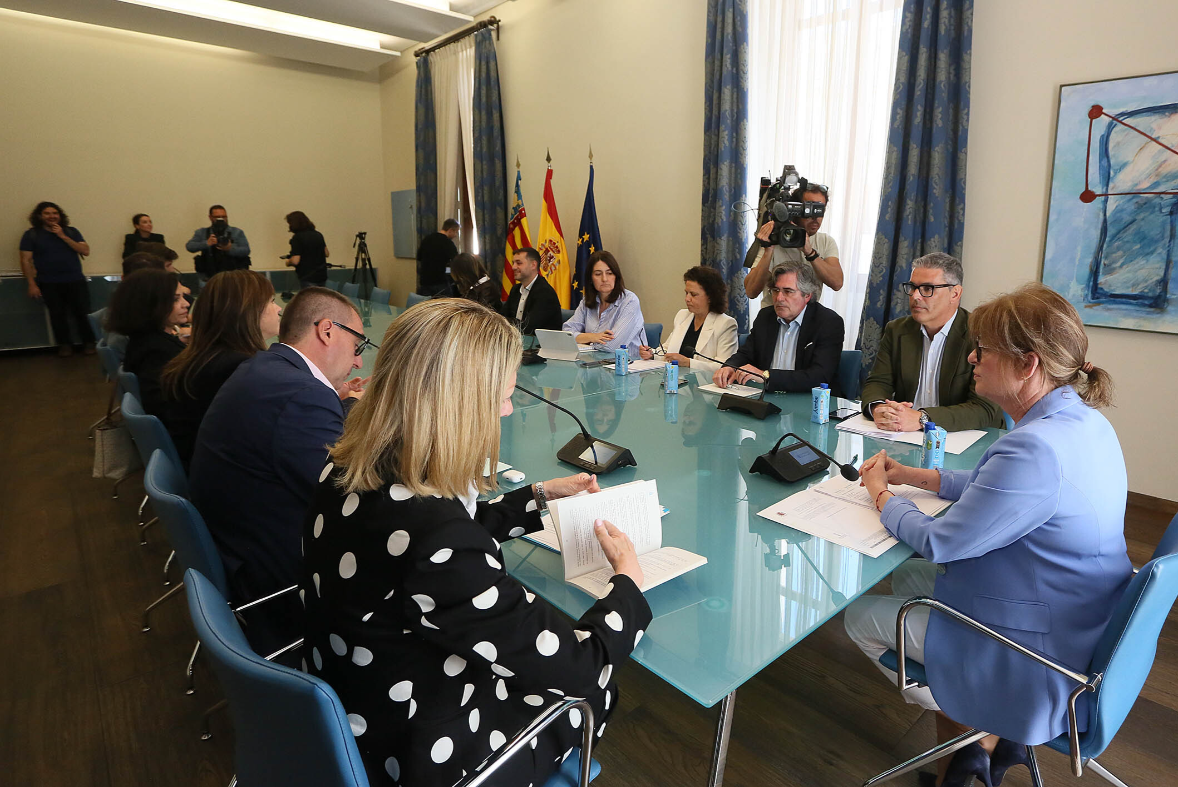 Cuatro alcaldes y exalcaldes del PSPV, citados a declarar por el escándalo de los bonos