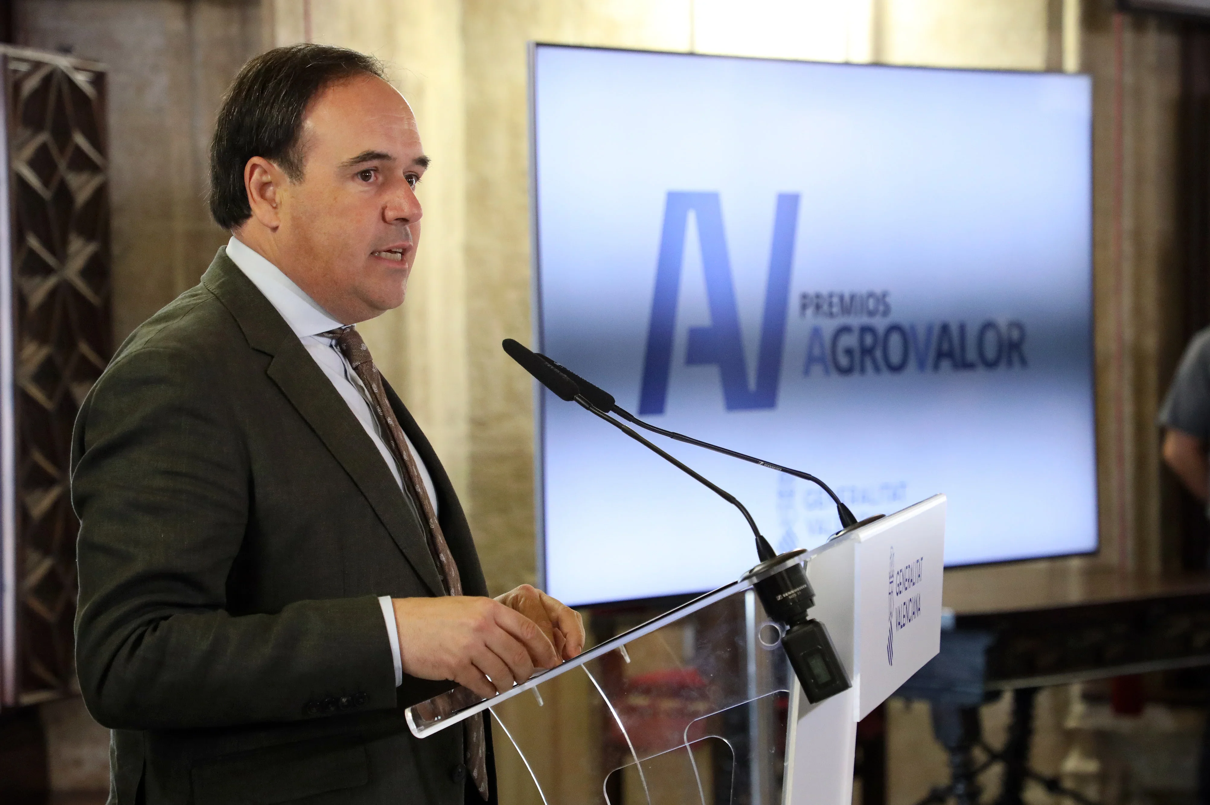 Pérez Llorca reivindica el apoyo al campo valenciano con más ayudas, inversión y menos trabas administrativas