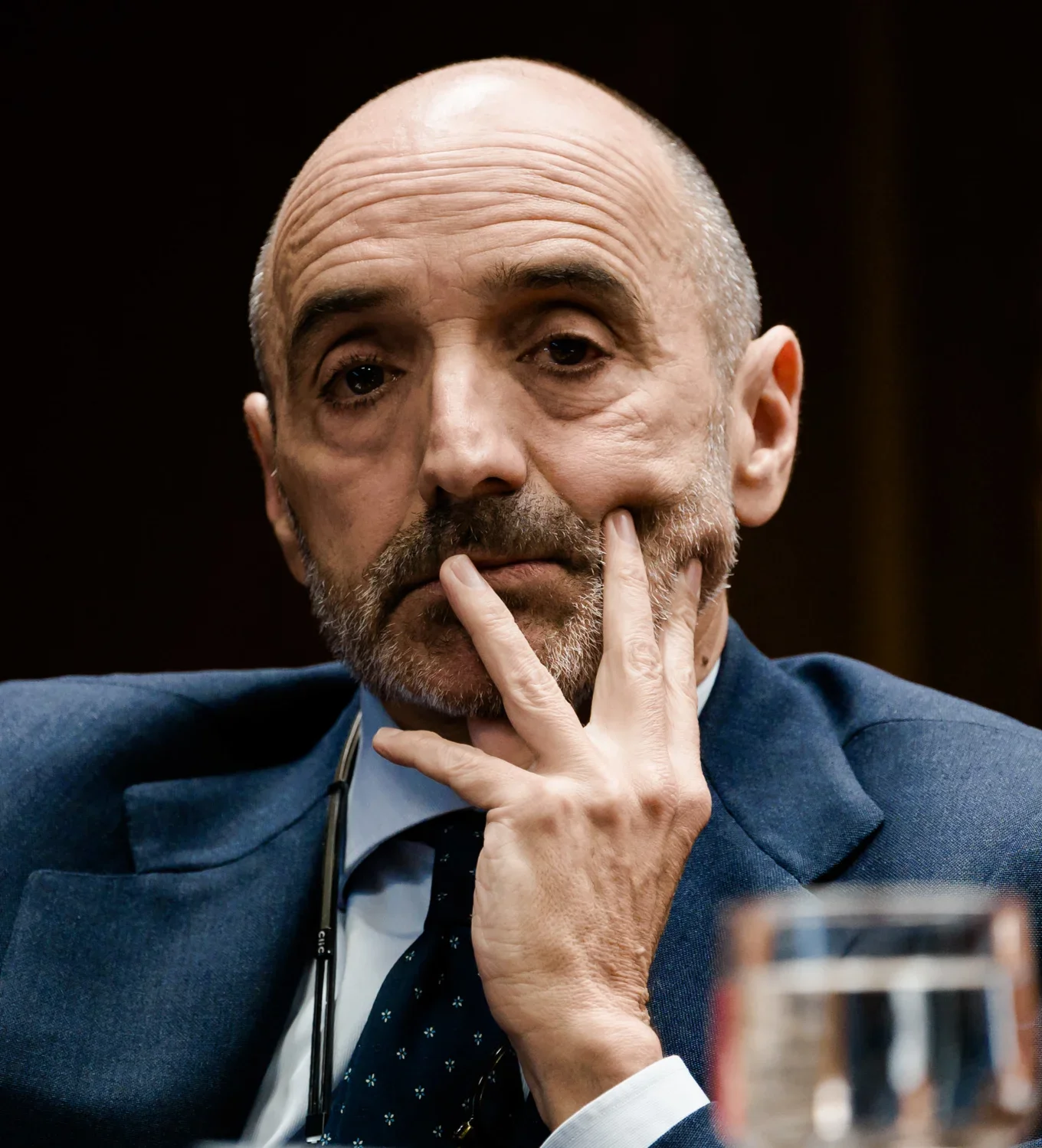 El mayor impacto llegó con el escrito presentado por el empresario Julio Martínez Martínez