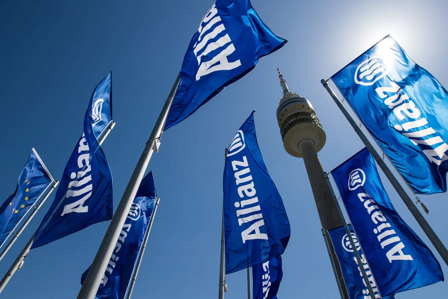 Allianz supera los 1,2 millones de avisos preventivos a clientes ante los incendios forestales este verano