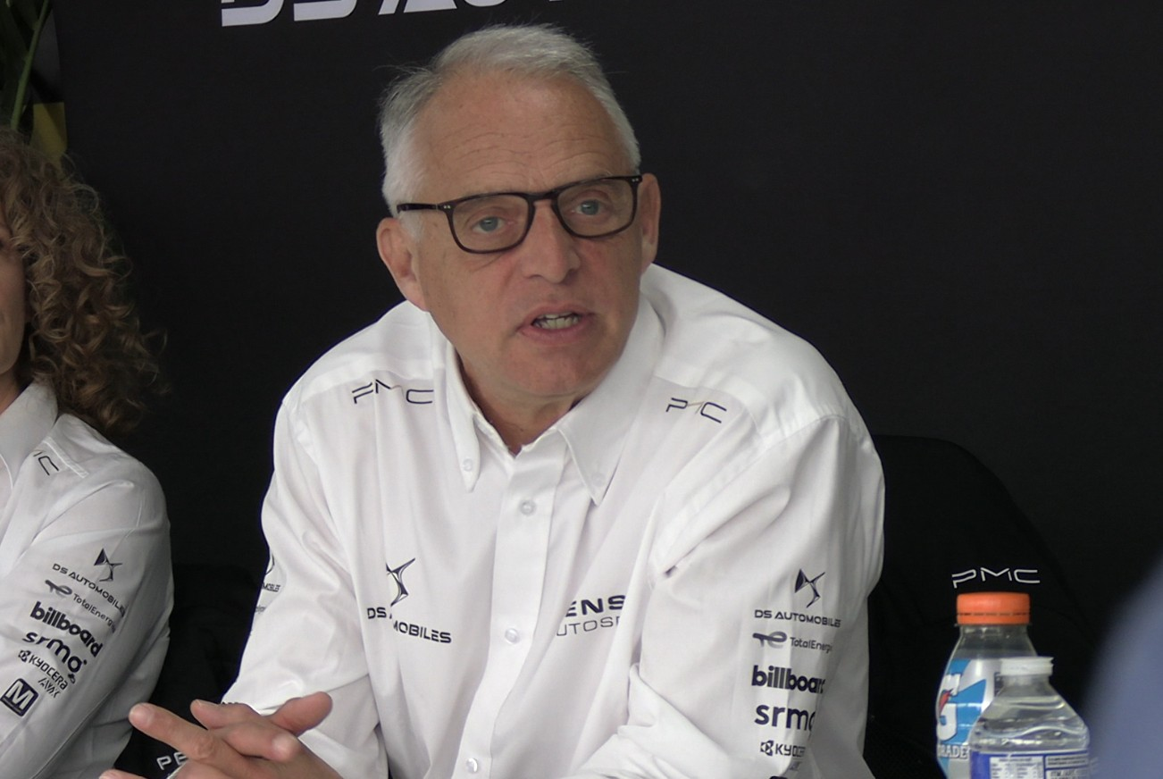 La estrategia de DS Automobiles busca ir más allá de los límites tradicionales del automóvil. La marca entiende que la innovación surge en entornos exigentes y disruptivos.