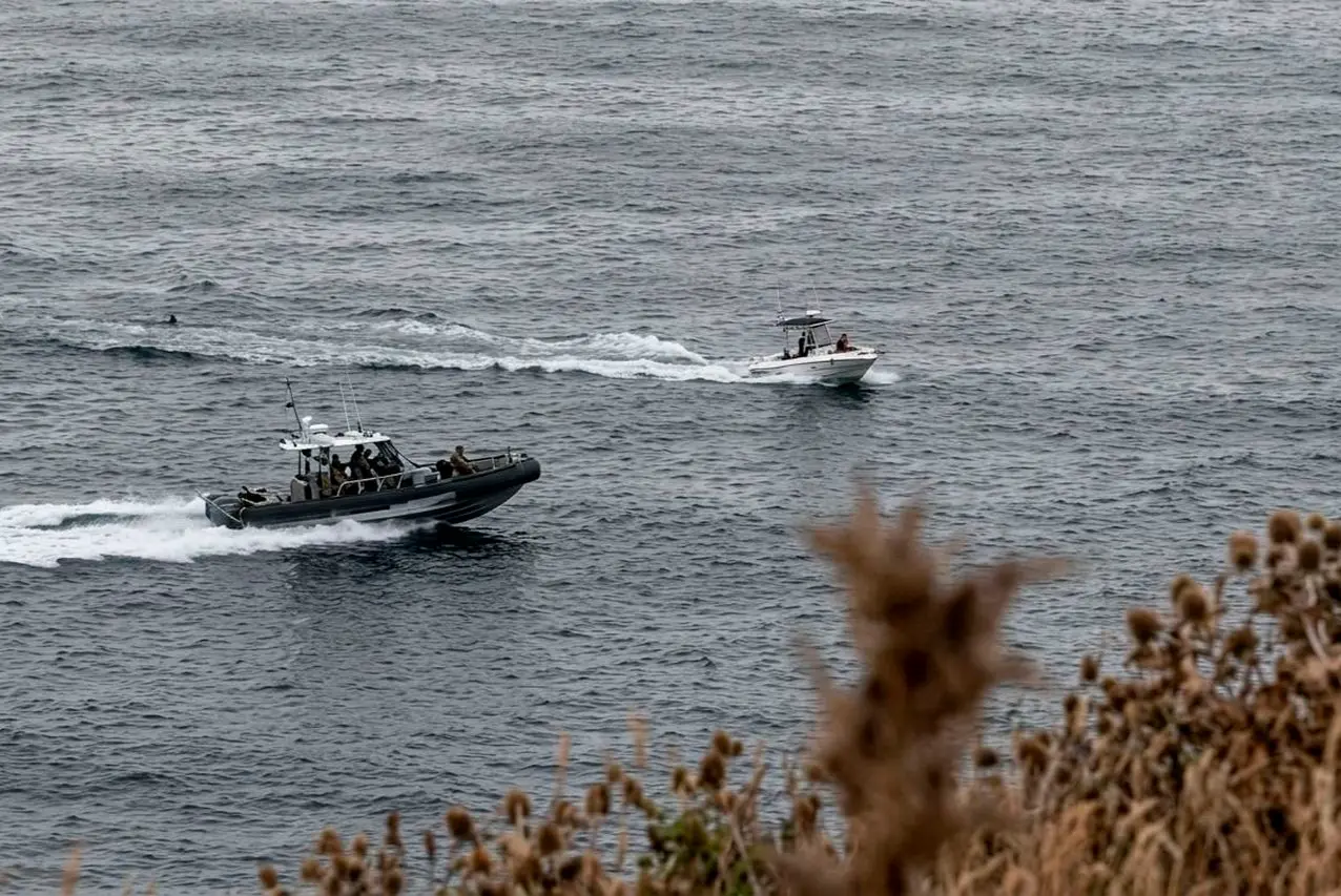 La Policía desarticula dos redes que trasladaban migrantes de Ceuta a la península
