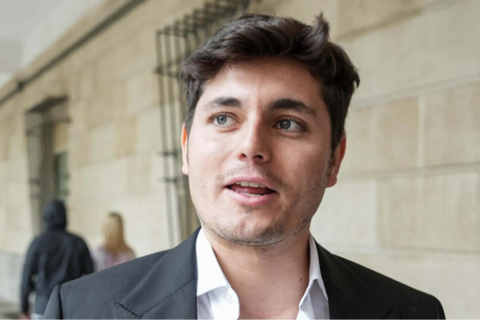 Vito pregunta sobre por qué encubrieron a presuntos acosadores sexuales 