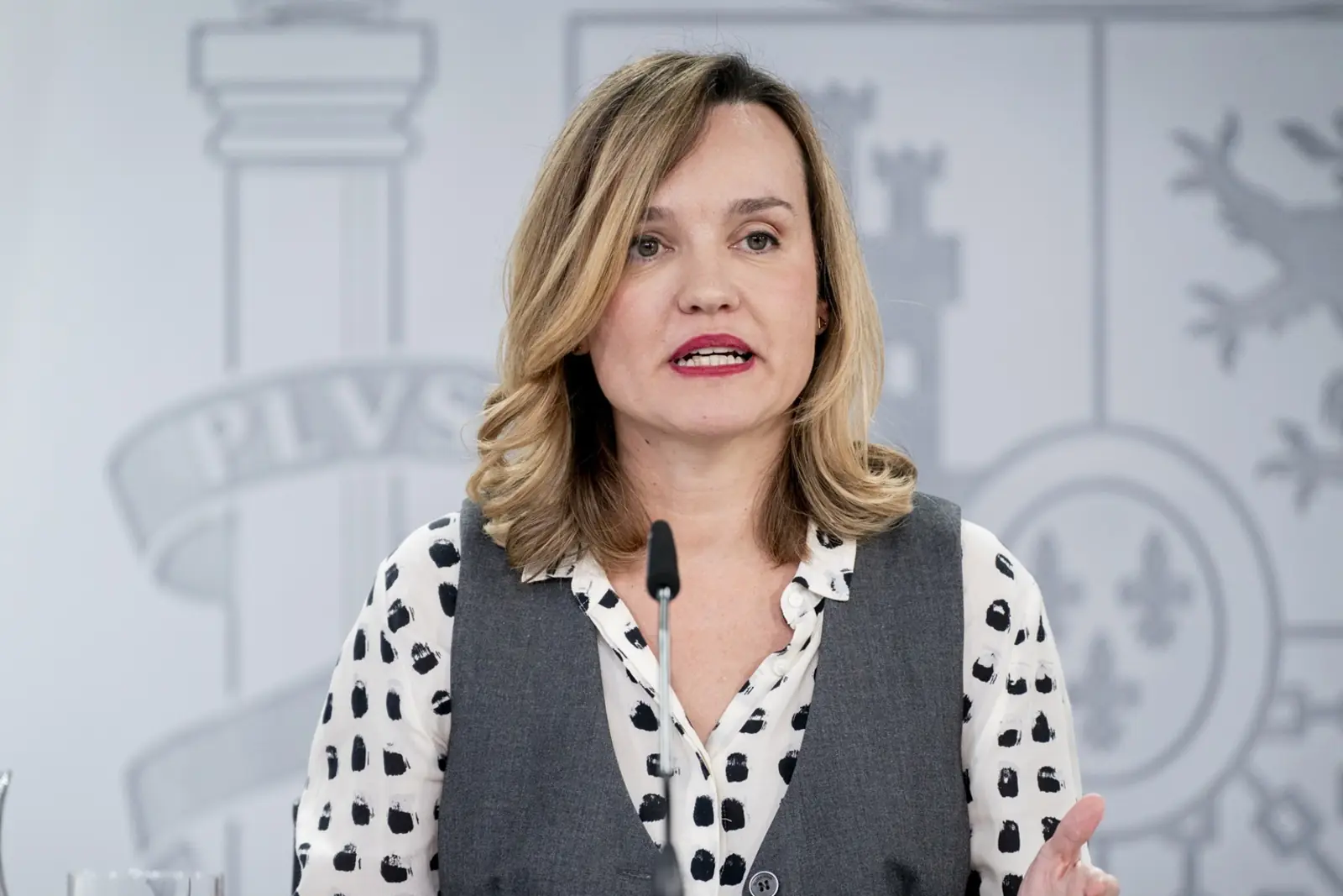 Pilar Alegría deja sus funciones en el Gobierno para preparar su candidatura en Aragón para el 8 de febrero