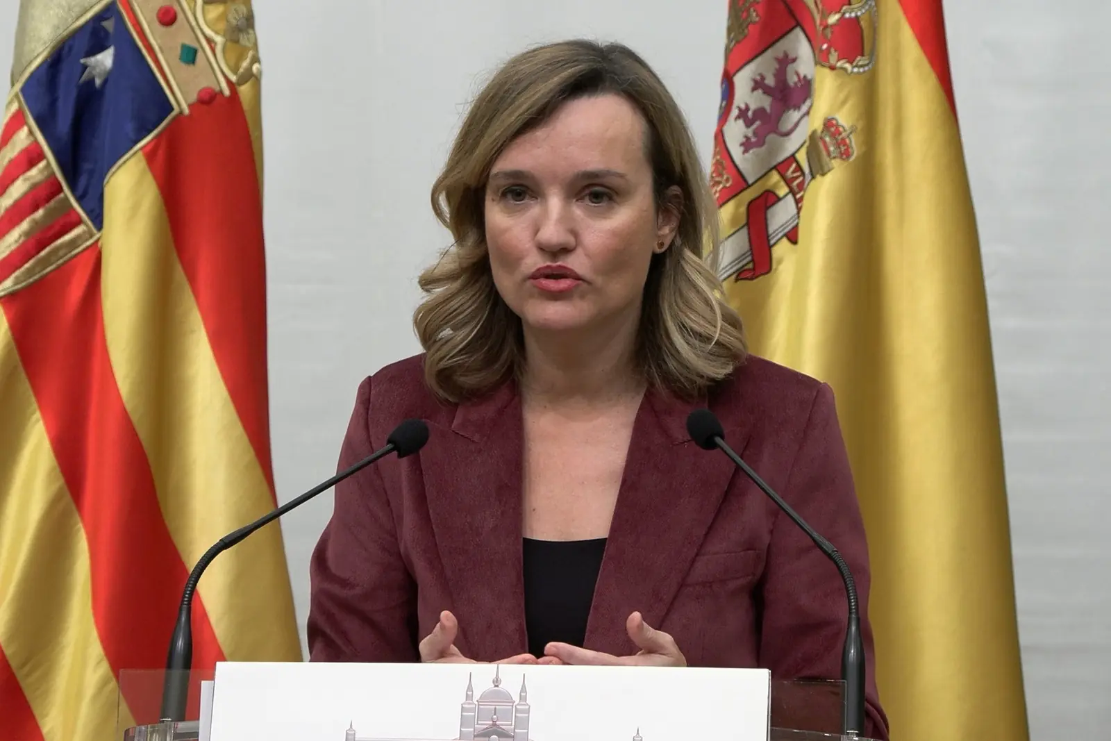 Pilar Alegría dimite del Gobierno y se la juega en Aragón ante un posible batacazo electoral