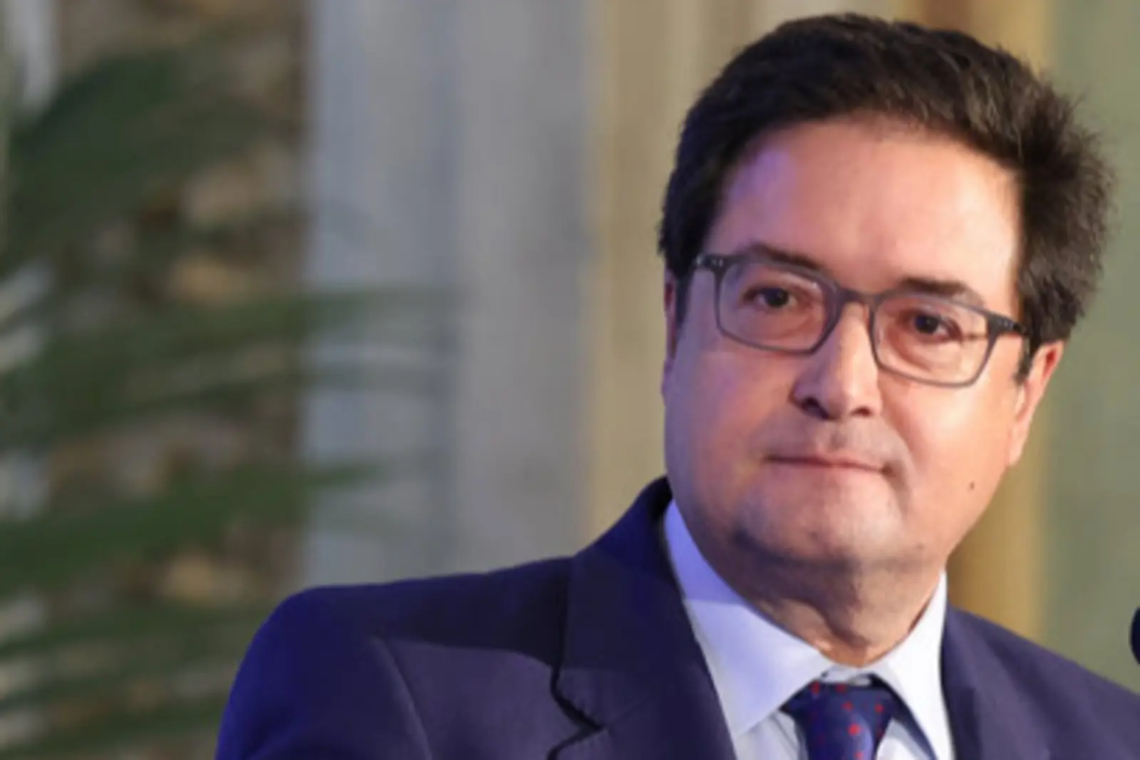 Óscar López se niega a responder