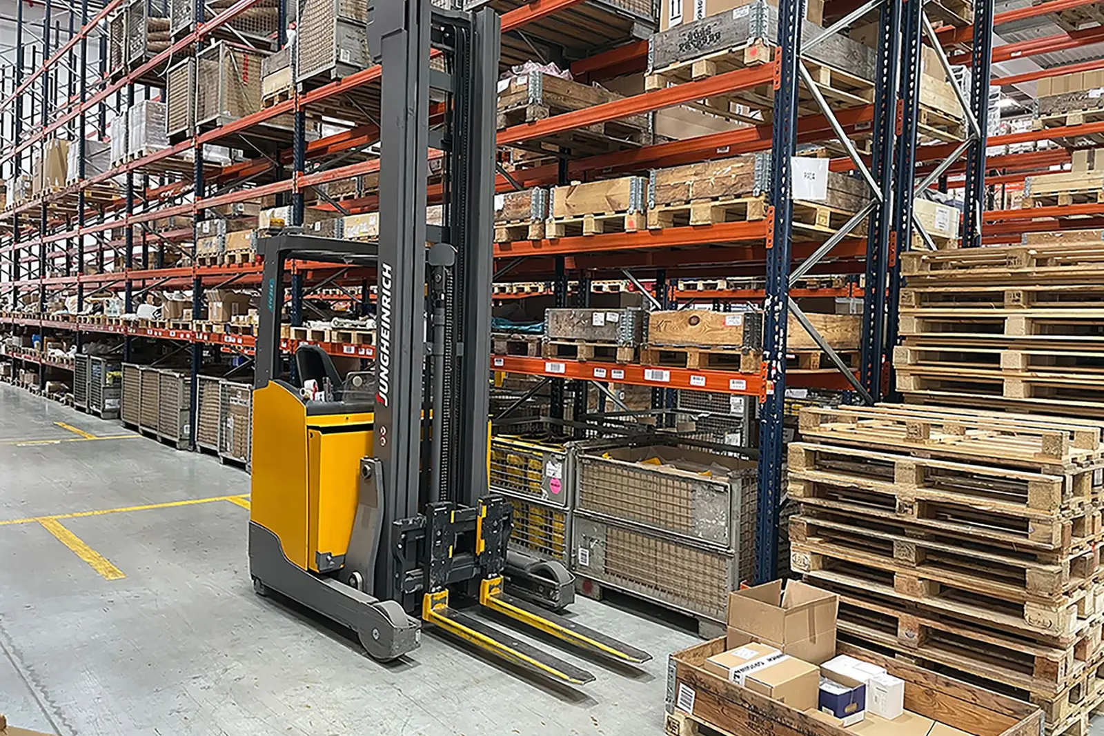 Jungheinrich abre un nuevo almacén de recambios en Madrid, reforzando su logística en el sur de Europa