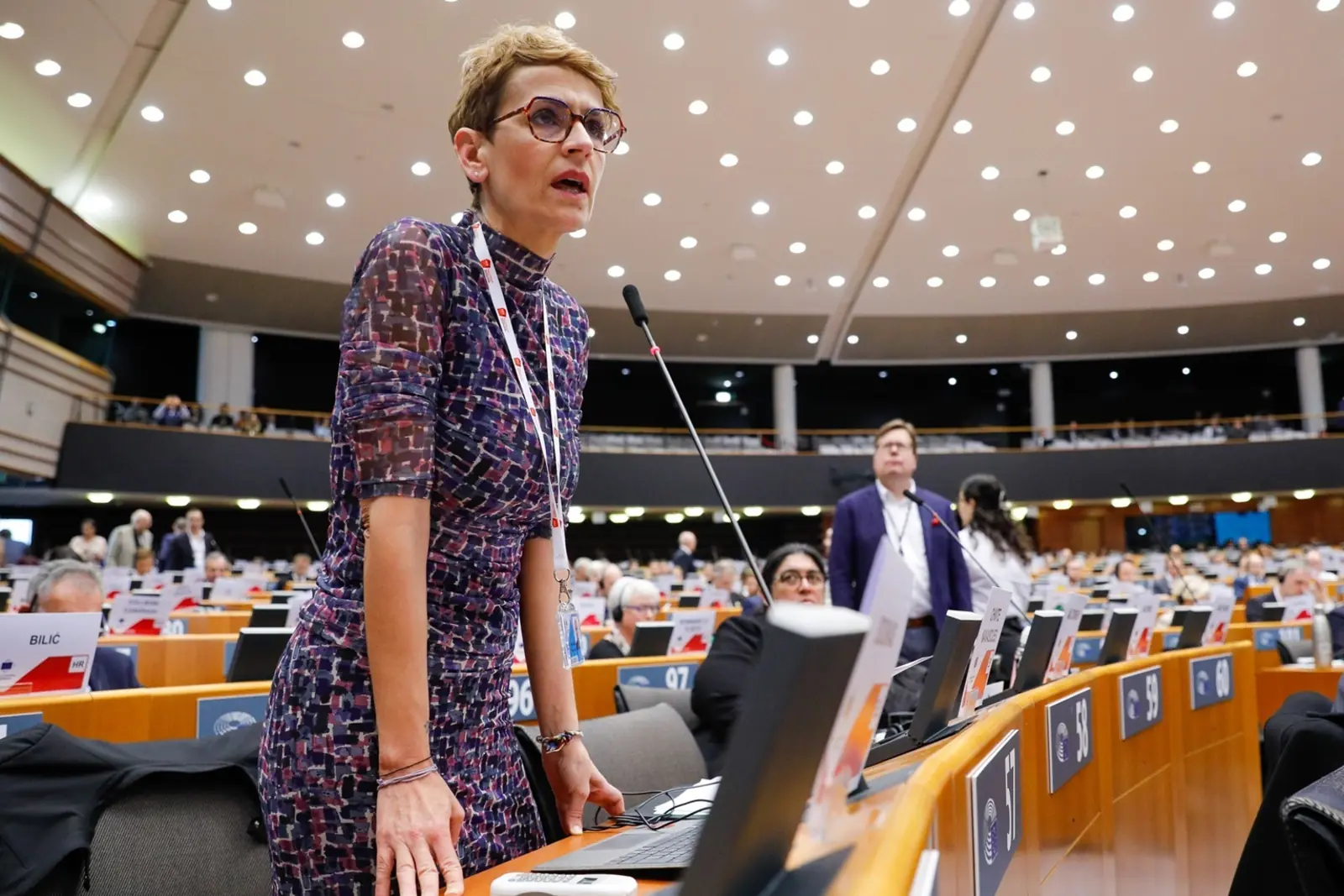 Tras el estallido del caso Cerdán, la presidenta de Navarra ha decidido hacer cambios