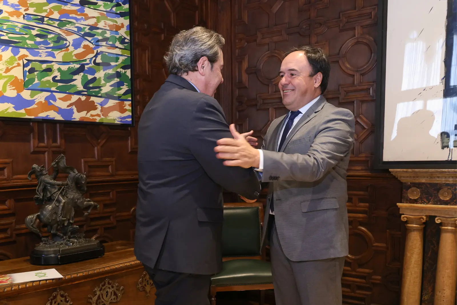 Pérez Llorca destacó el clima de entendimiento y estabilidad institucional alcanzado con VOX