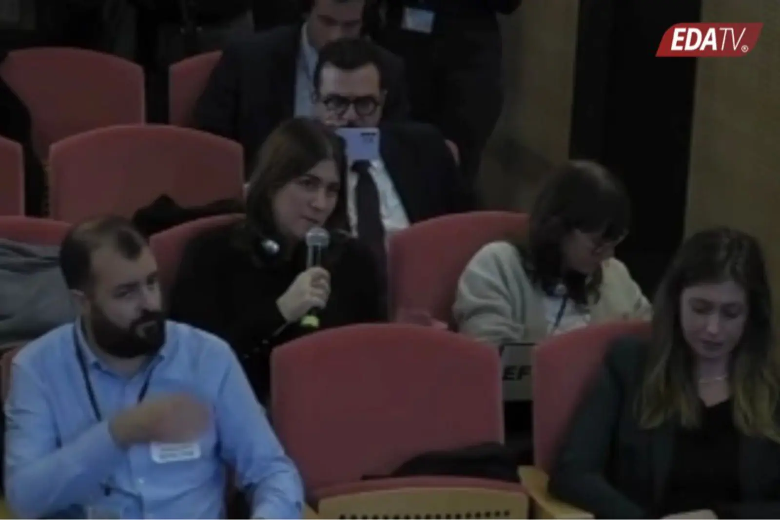  Leyre Guijo, reportera especializada en información institucional y política exterior