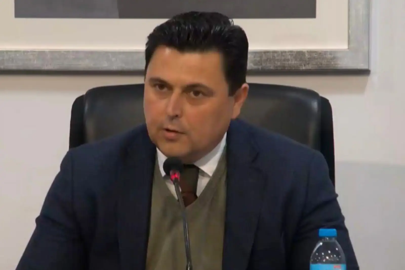 José Miguel Luengo expulsó al concejal de Podemos 