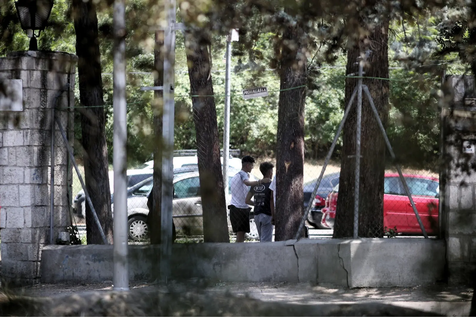 iolencia en el centro de 'menas' de la Casa de Campo: detenido un menor tras apuñalar a otro, robarle y amenazar a las educadoras