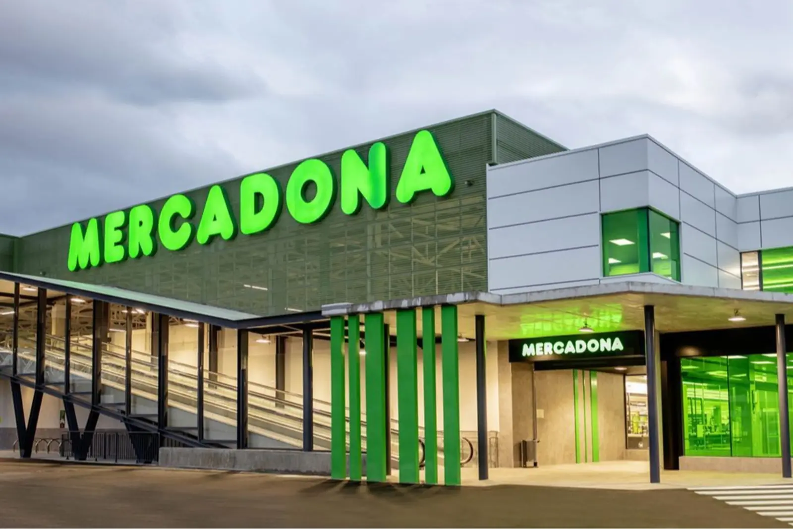 Mercadona ha destinado más de 1.000 millones de euros a mejorar el poder adquisitivo y las condiciones laborales de su plantilla