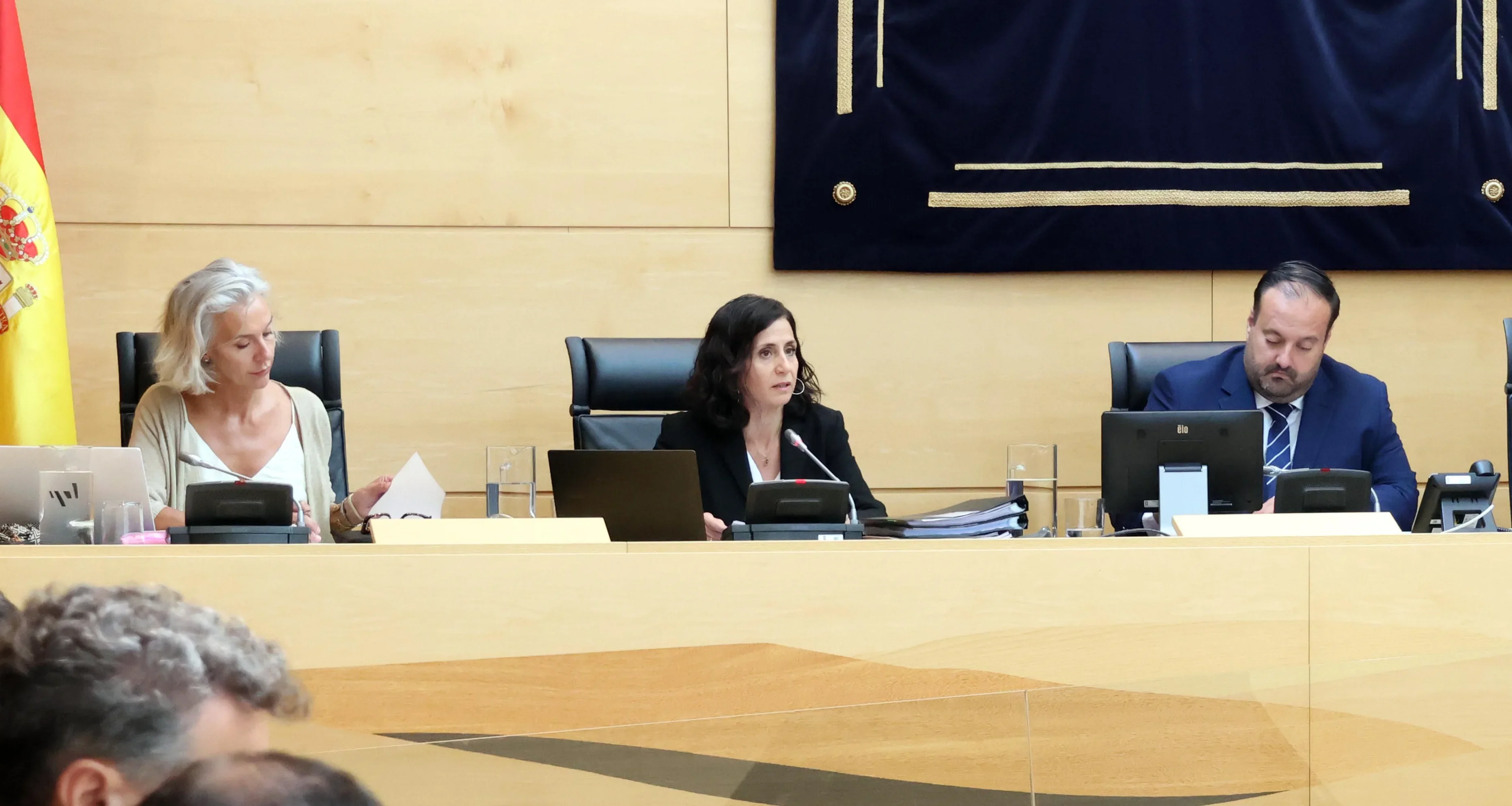 La Junta de Castilla y León bonificará el 60 % de los peajes y dará ayudas de hasta 900 euros para el carné de conducir