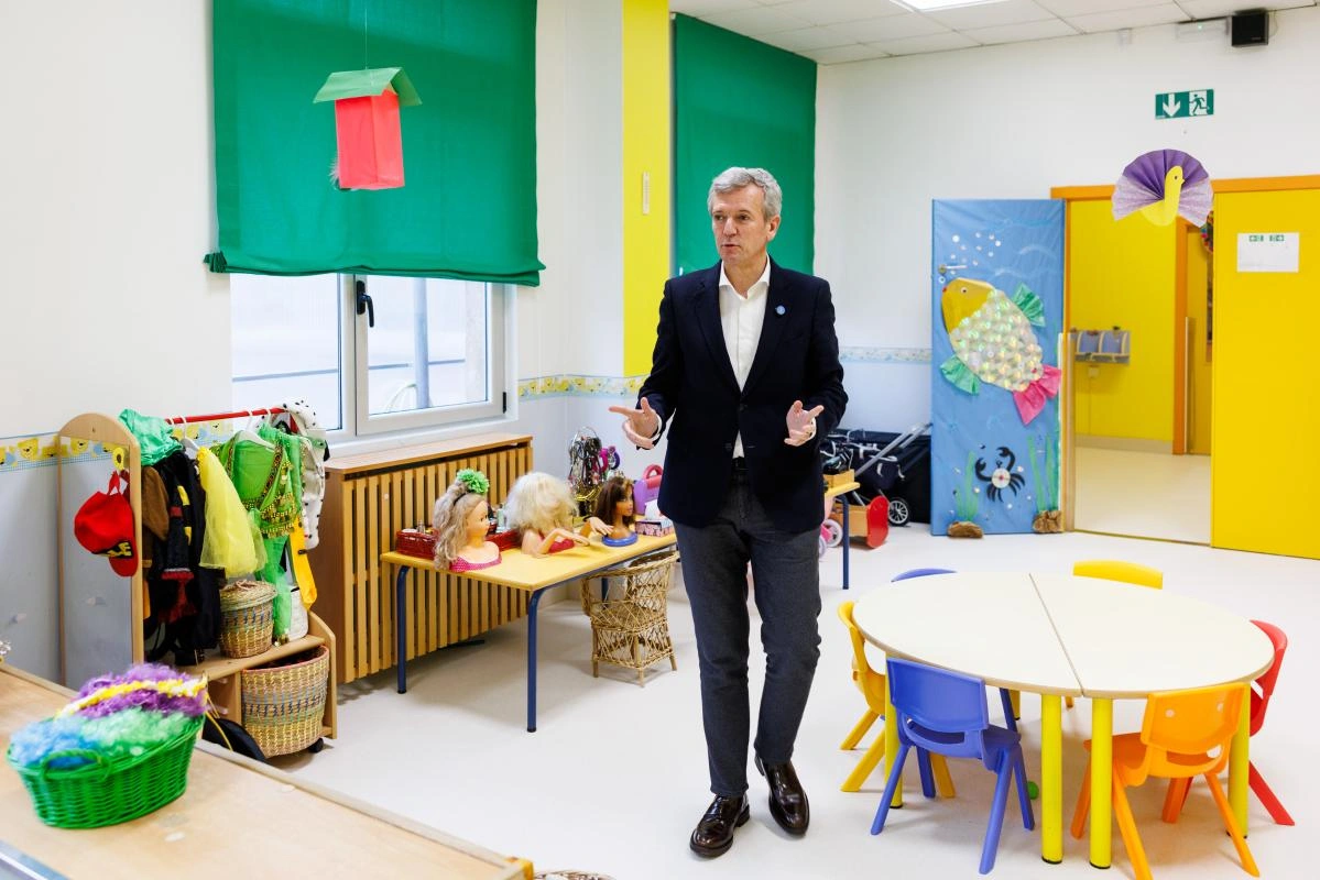 Alfonso Rueda subraya el compromiso de la Xunta con la educación gratuita desde la guardería hasta la universidad