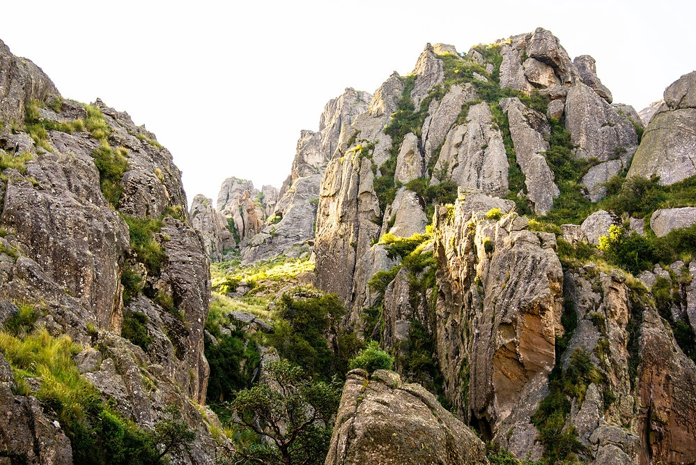 Córdoba invita a explorar sus encantos naturales en Tanti, Cuesta Blanca y el macizo Los Gigantes