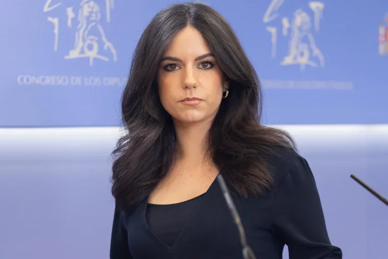Hermetismo total en las negociaciones entre PP y VOX en Andalucía: “No vamos a negociar ni en periódicos ni platós"