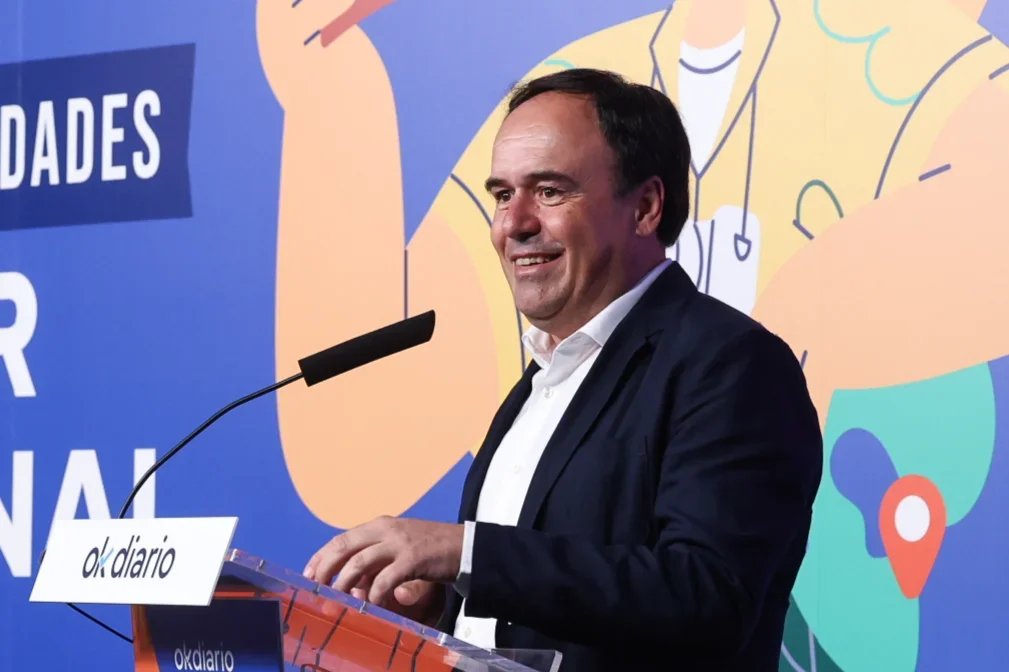 Pérez Llorca defiende un turismo "equilibrado y sostenible" para consolidar el liderazgo de la Comunidad Valenciana