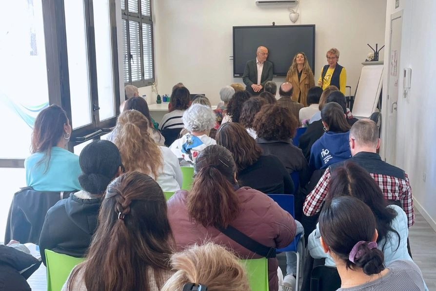 Fundación ASISPA impulsa la sensibilización
sobre el final de la vida con una conferencia de
Enric Benito