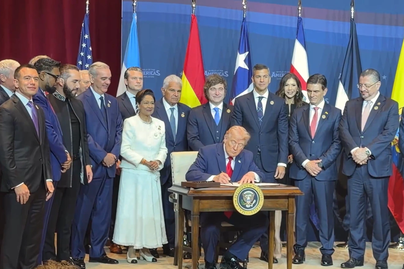 Trump anuncia una coalición militar en Hispanoamérica para combatir a los carteles del narcotráfico