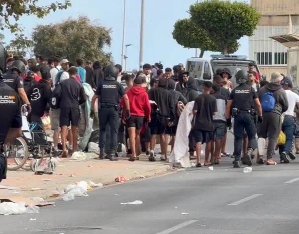 La tensión ha vuelto a crecer este lunes en el entorno de Loma Colmenar, en Ceuta