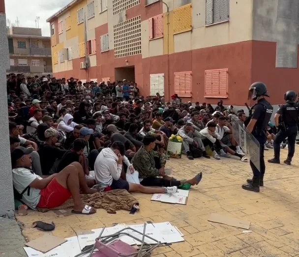 La tensión ha vuelto a crecer este lunes en el entorno de Loma Colmenar, en Ceuta