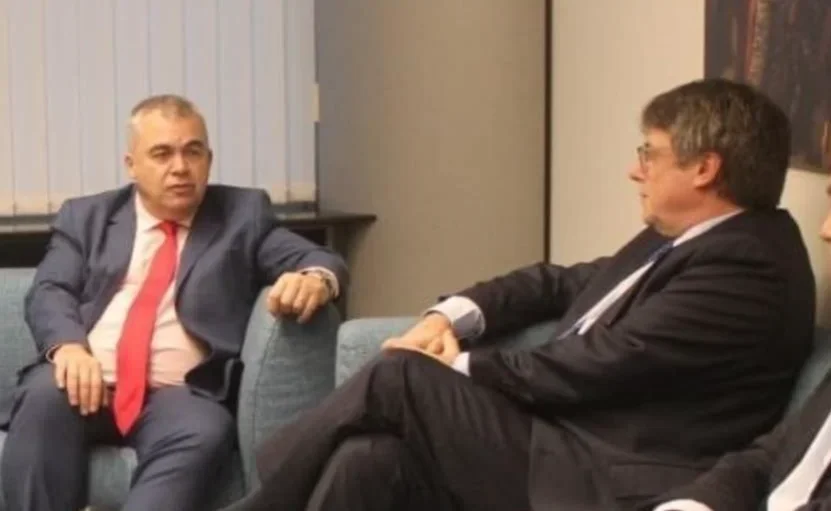 La agenda de Zapatero revela sus reuniones con Puigdemont y los informes que trasladaba a Sánchez en La Moncloa