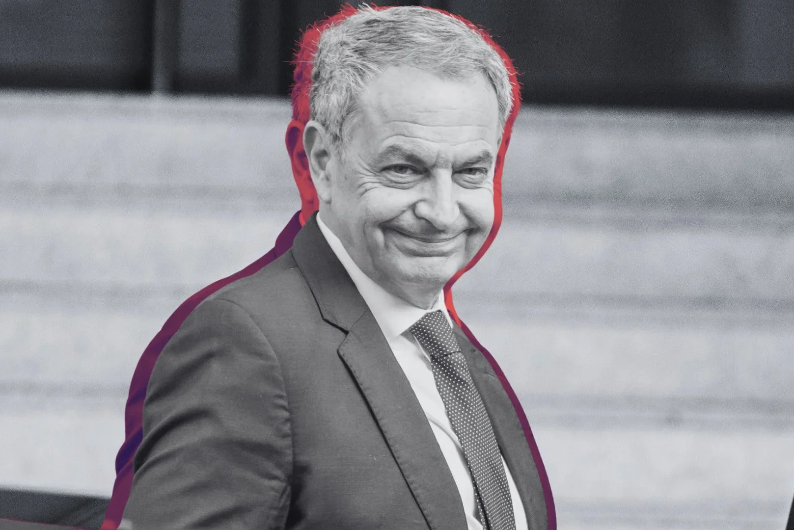 Zapatero entra en la Audiencia Nacional por el acceso exclusivo de los jueces