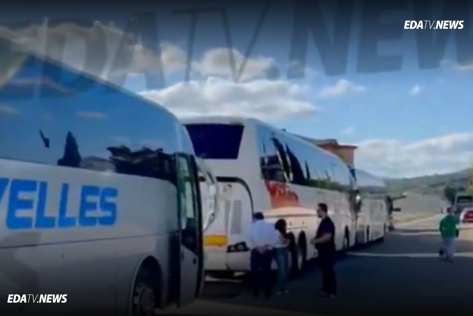 Hasta 17 autobuses moviliza el PSOE para llenar un mitin de María Jesús Montero y Sánchez