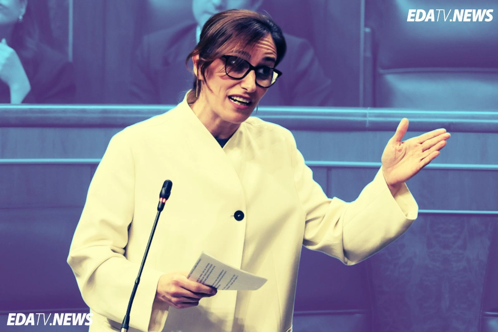 Mónica García concede de forma directa un contrato de casi 15.000 euros a un medio afín por cubrir un acto sobre bulos