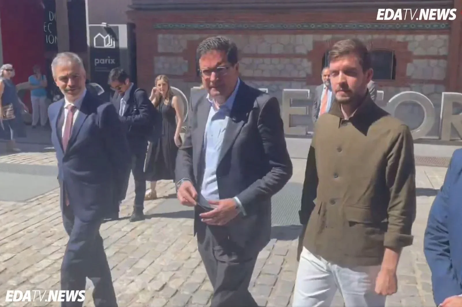 El silencio sepulcral de Óscar López cuando EDATV le pregunta por los jueces que "prevarican"