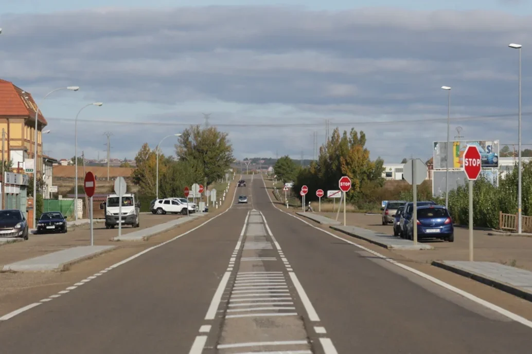 La Junta destina 3,5 millones a renovar la señalización de las carreteras de Castilla y León