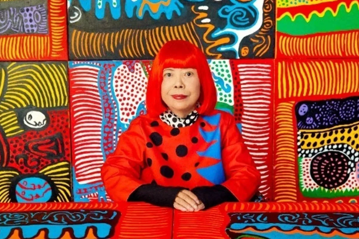 Muere Yayoi Kusama, la artista japonesa de los lunares y las salas infinitas, a los 97 años