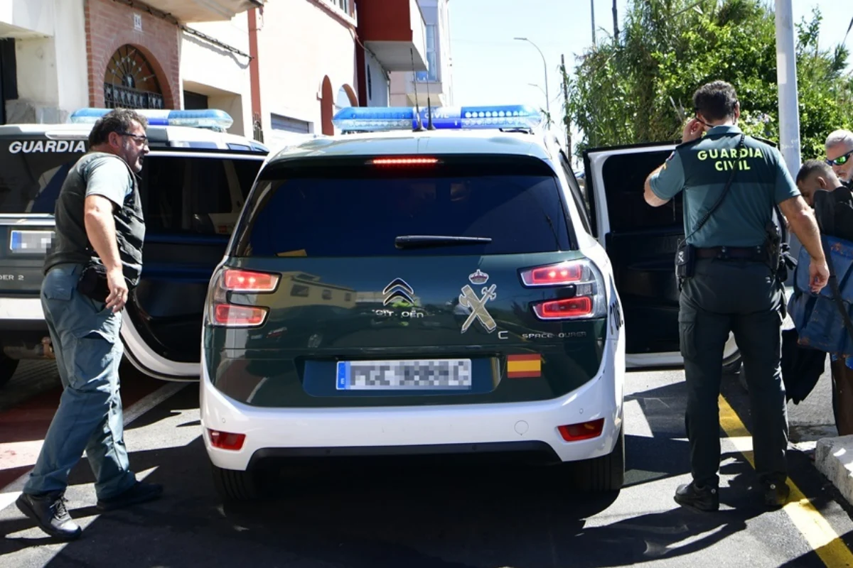 La Guardia Civil intercepta un coche con 50 kilos de hachís en Ceuta