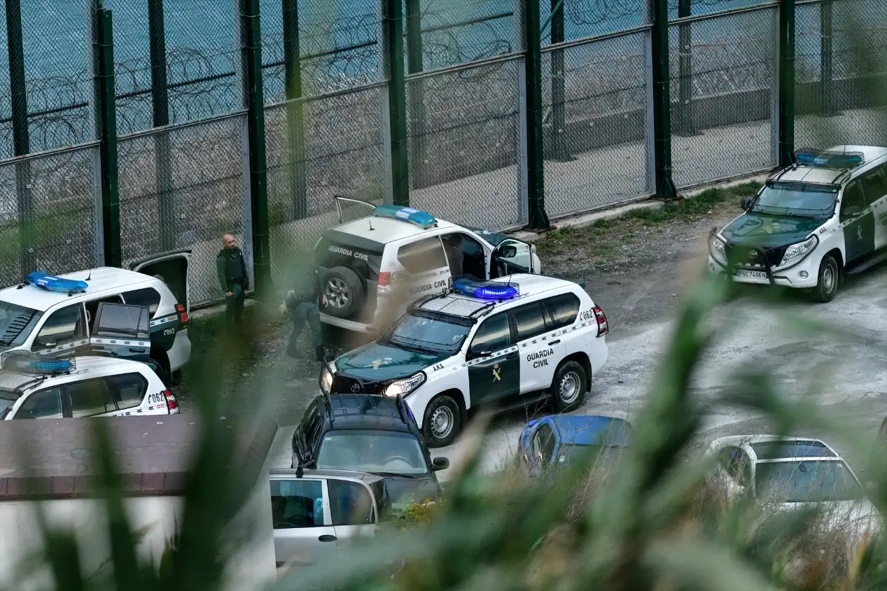 Emboscada a militares en Benzú: cuatro heridos y 12 detenidos tras ser perseguidos y atacados con piedras