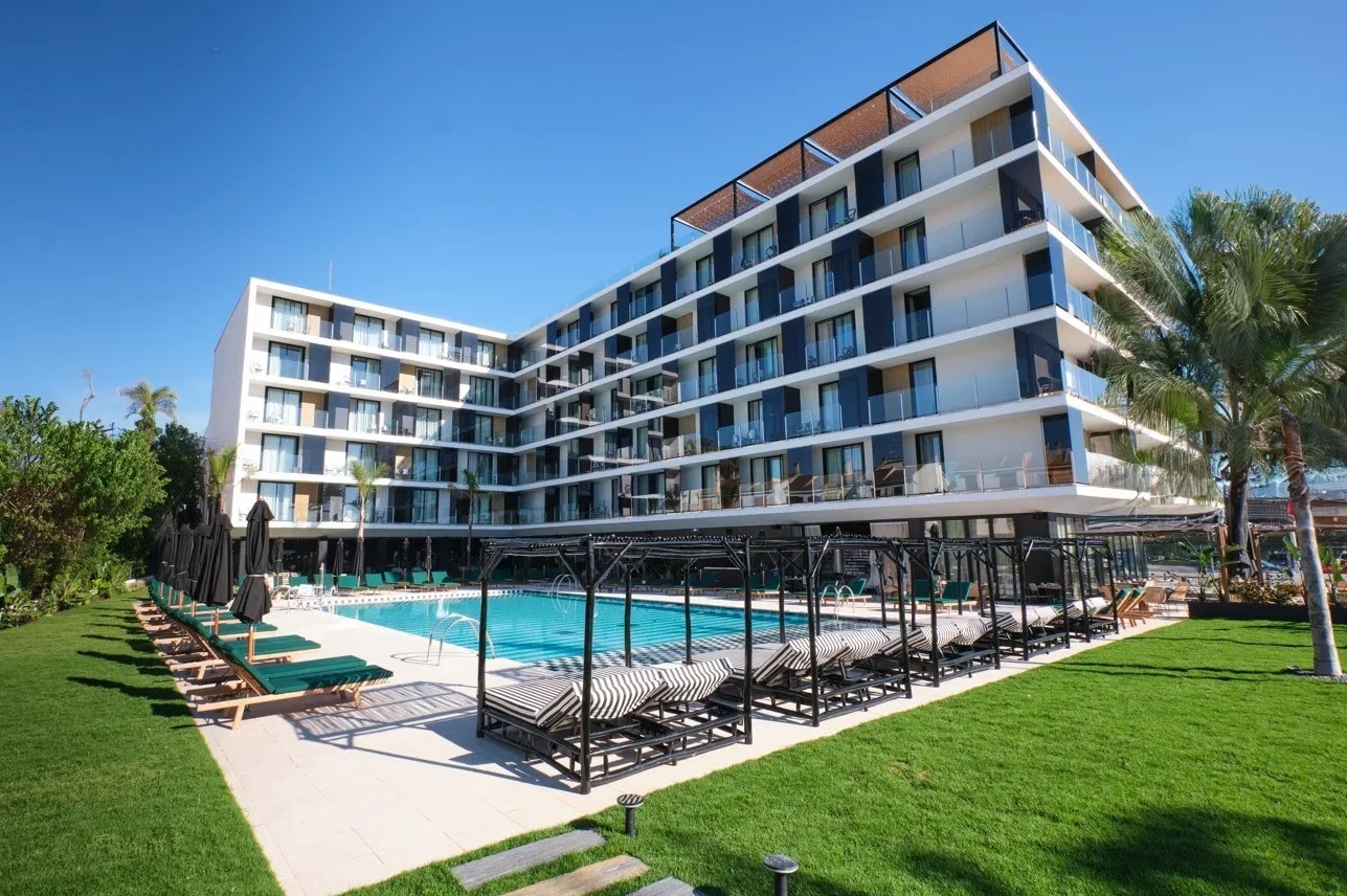 Llorca dispara la inversión hotelera un 82% y roza los 150 millones para la Comunitat
