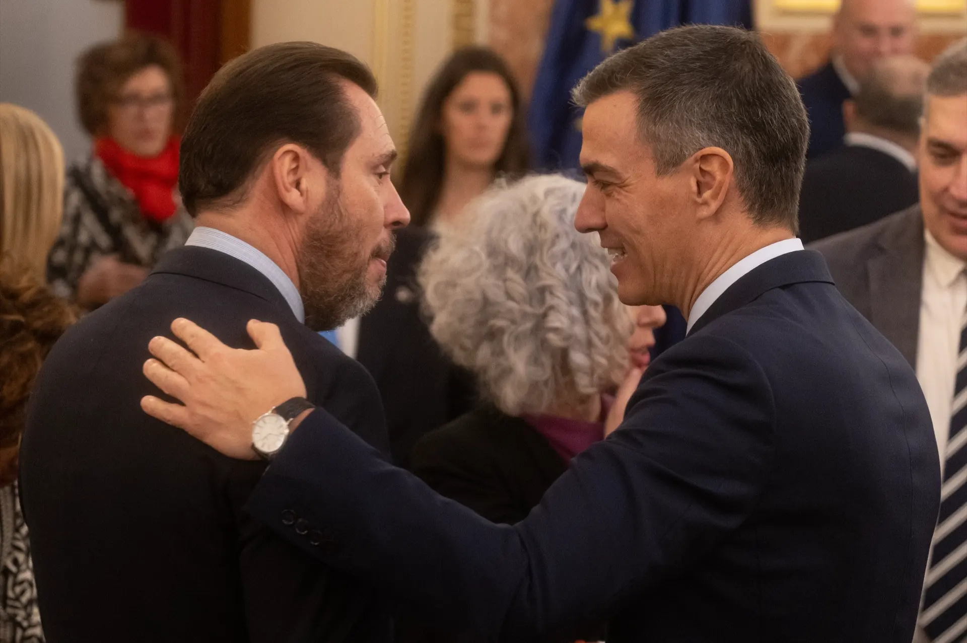 La Comunidad de Madrid exige a Sánchez y Puente abandonar la política tras las tragedias ferroviarias