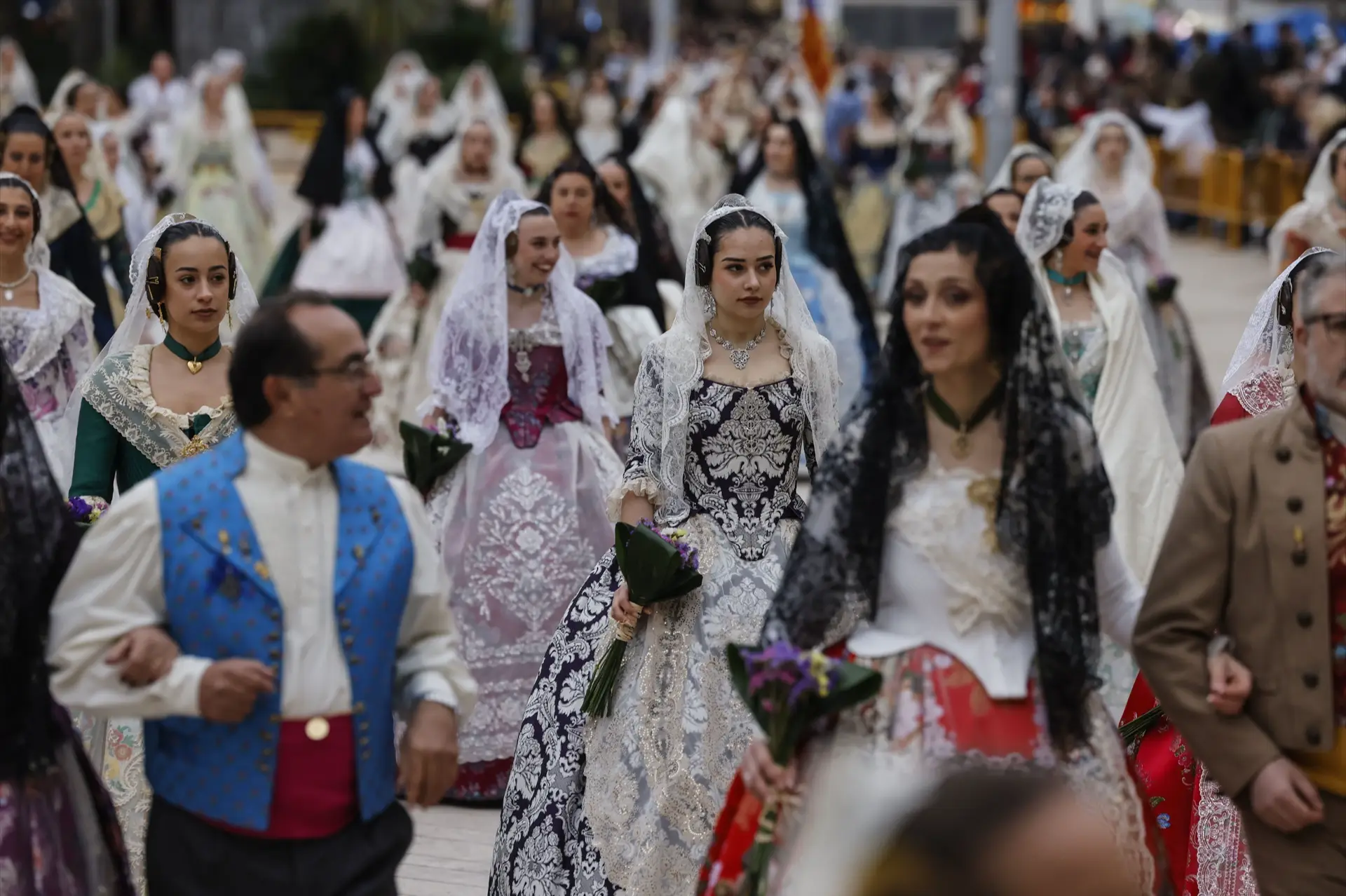 La Generalitat destina 270.000 euros a reforzar los lazos culturales con los valencianos en el exterior
