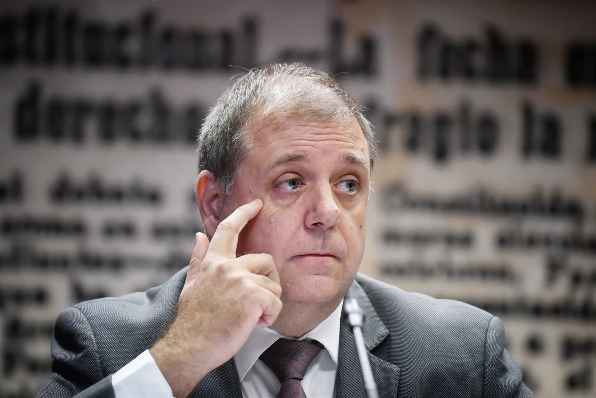 Pedraz mantiene el móvil del exjefe de gabinete de Sánchez al considerar que aún puede aportar pruebas