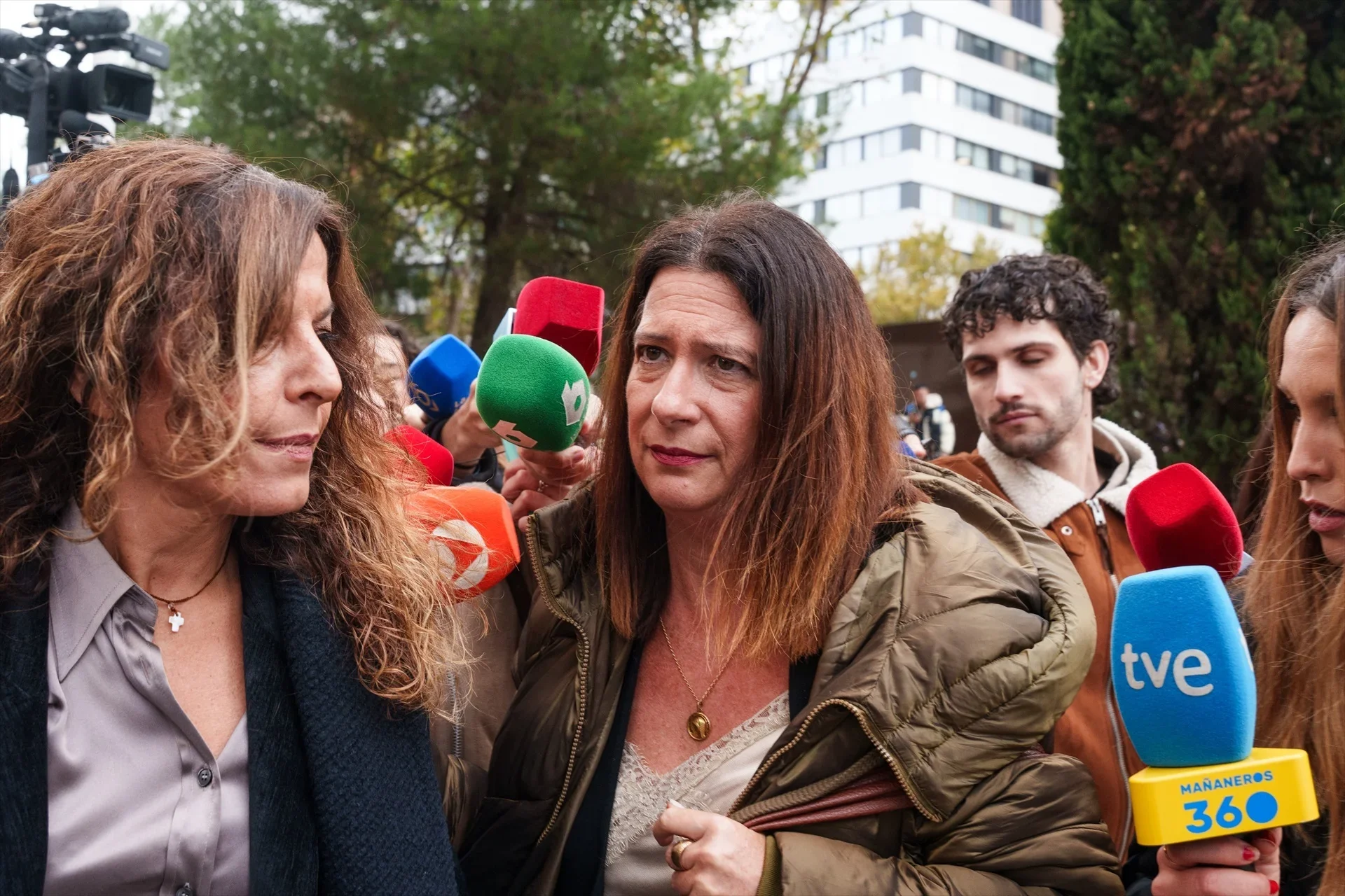 La investigación que dirige el juez Santiago Pedraz en la Audiencia Nacional sostiene que Leire Díez y el abogado Jacobo Teijelo formaban parte de una presunta trama