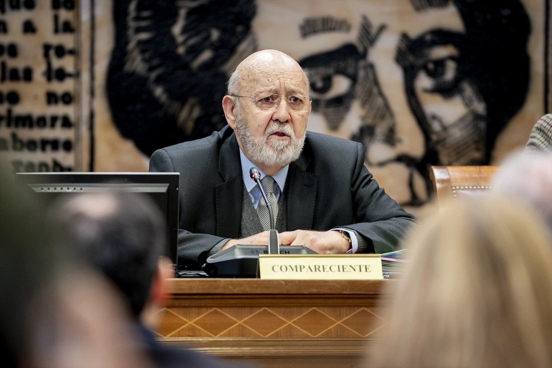 Tezanos vuelve a ampliar la ventaja del PSOE sobre el PP en plena polémica política