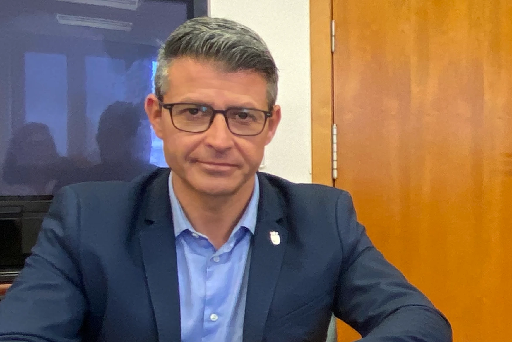 El alcalde socialista de Almussafes, investigado por Antifraude por acosar a una empleada que le denunció