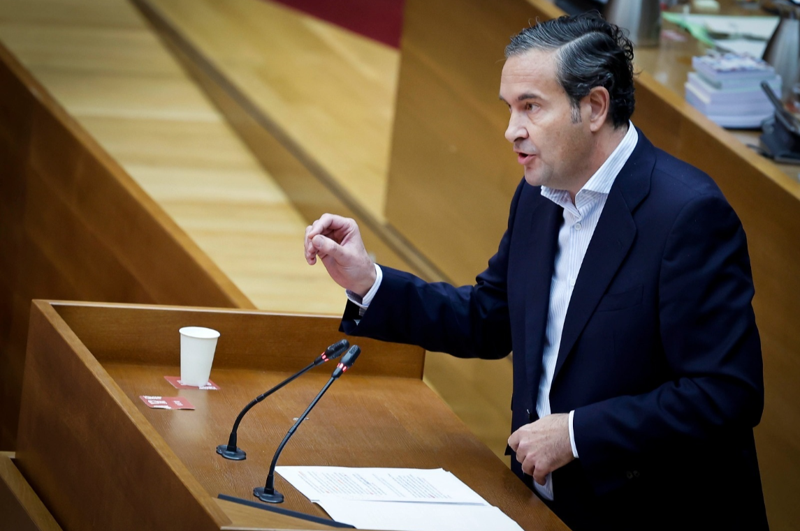 Pastor carga contra el PSPV: "Ha renunciado a defender Valencia para ser la delegación de Sánchez"