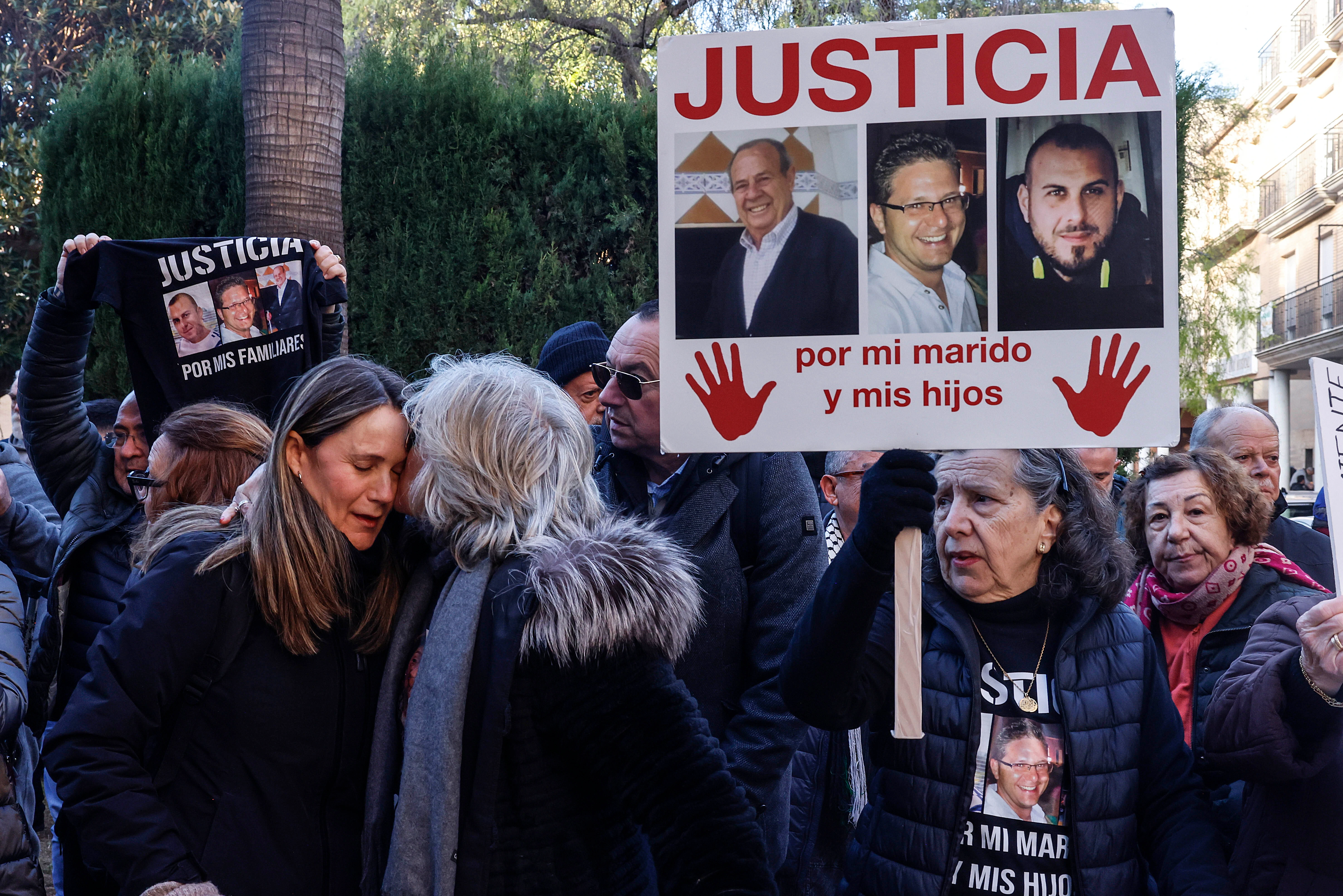 Las acusaciones piden que el bombero que alertó a Pradas vuelva a declarar ante la jueza de la dana