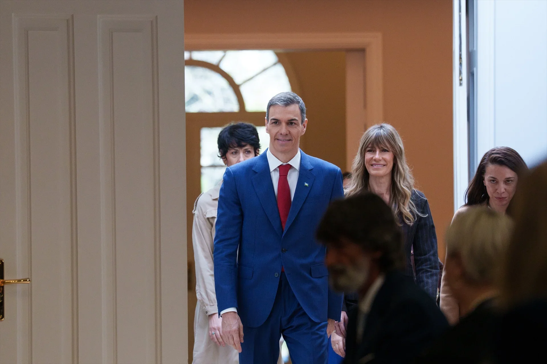 Según dichas imágenes, no existió ninguna agresión física, retención o comportamiento violento por parte de Quiles