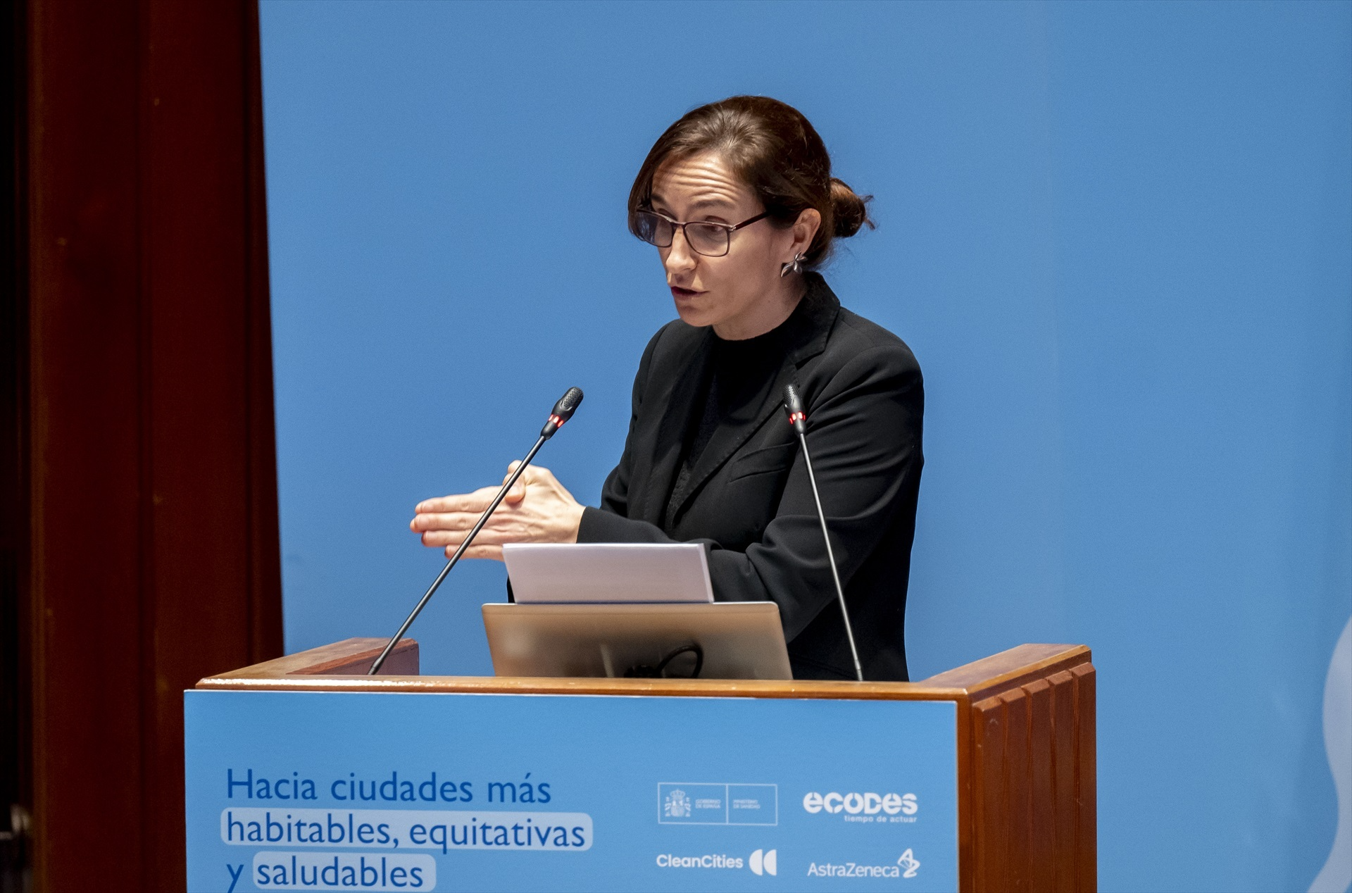 Las redes arden con Mónica García