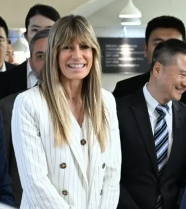 Begoña Gómez ha remitido al juez Juan Carlos Peinado la documentación correspondiente a su viaje a Reino Unido