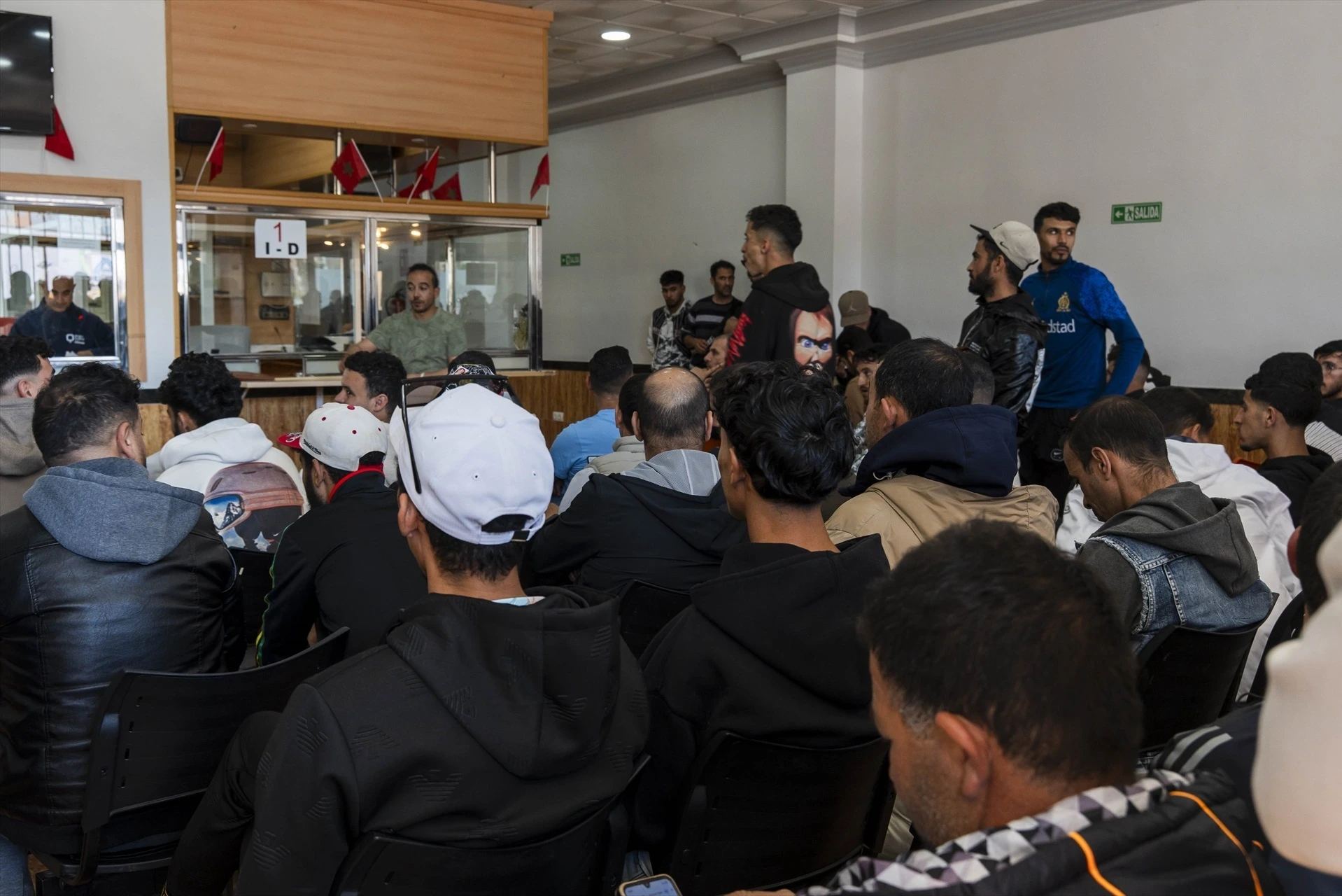 El ultimátum del Supremo al Gobierno por la regularización masiva de inmigrantes